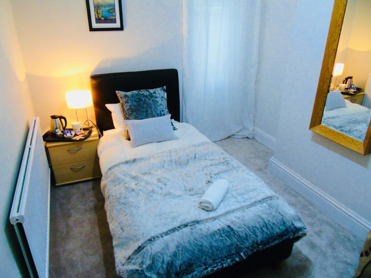 Willows - Cardiff Guest House Εξωτερικό φωτογραφία